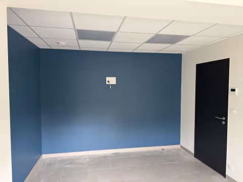 Dalle plafond avec lumière